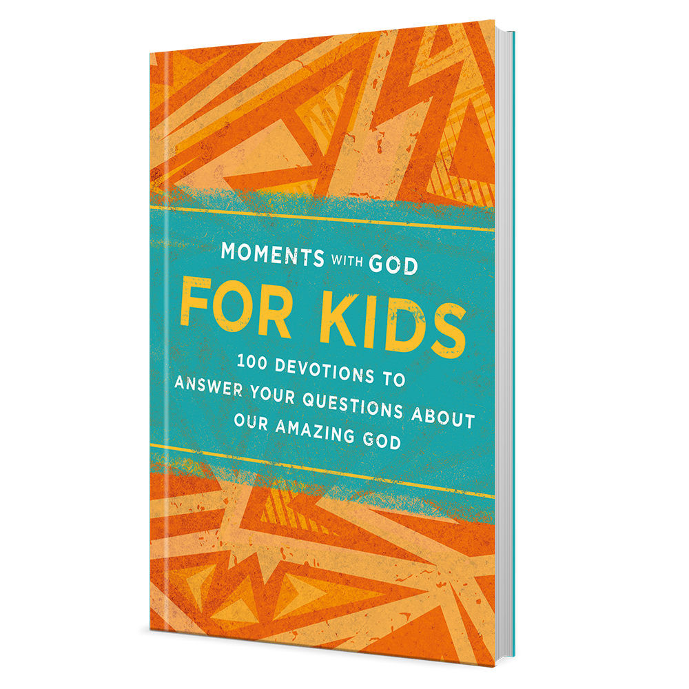 (Preorder) MOMENTS WITH GOD FOR KIDS