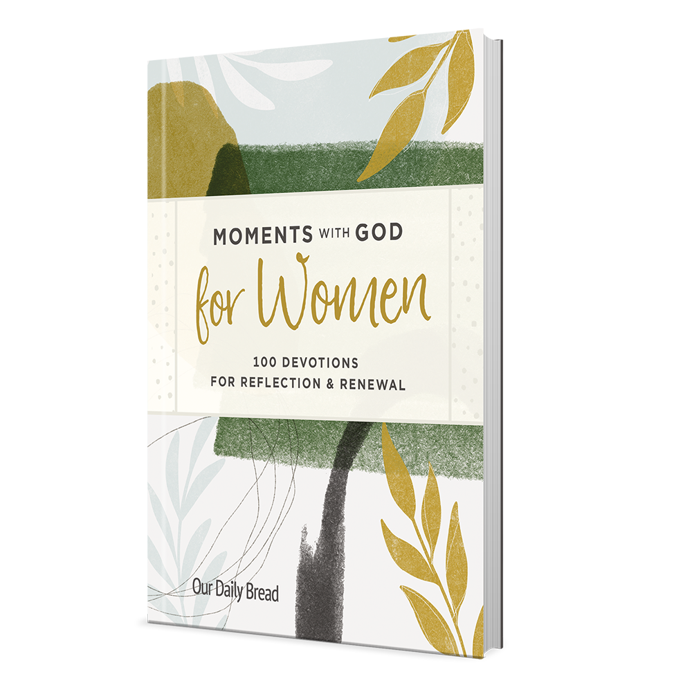 (Preorder) MOMENTS WITH GOD FOR WOMEN