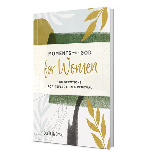 (Preorder) MOMENTS WITH GOD FOR WOMEN